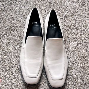 Marc Fisher Hemmy | white smooth leather loafer | size 9